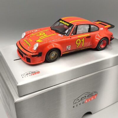 PORSCHE 934