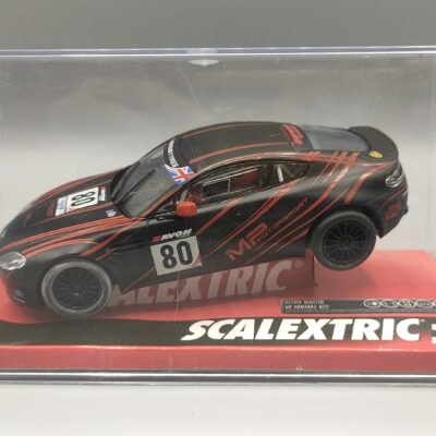 ASTON MARTIN VANTAGE  SCALEXTRIC